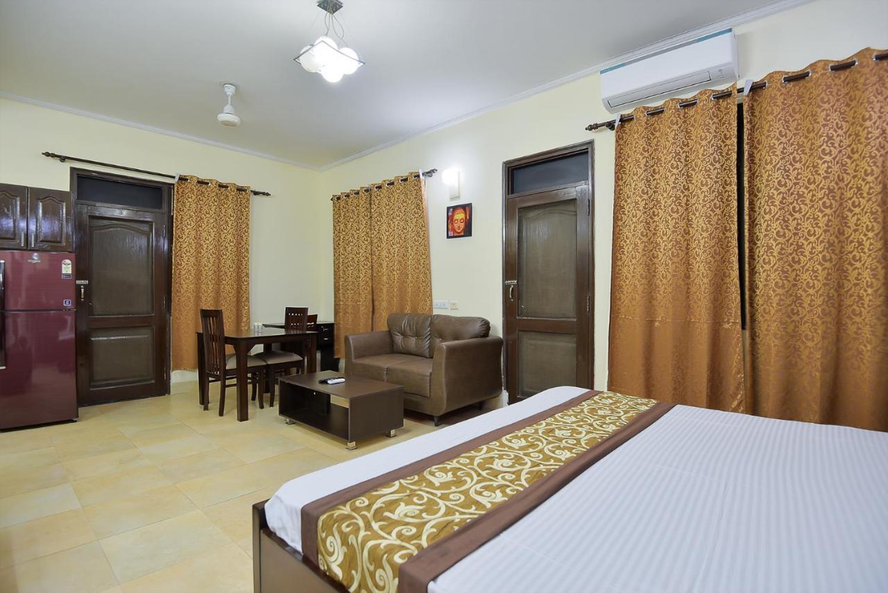 Bedchambers Serviced Apartments, Sushant Lok Gurgaon Dış mekan fotoğraf